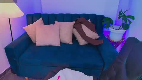 Ashleyy18   online show from 04-22-26, 01:08