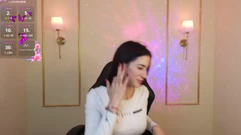 Snapshot of ashleyy__fox chatting on 04-28-26, 07:41 Hi Im Ashley Dont forget to follow me to have me close to you online show from 04-28-26, 07:41