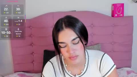 kylie online show from 11-11-25, 02:00