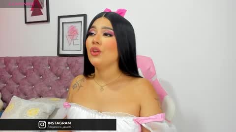 Snapshot of ashliekitty_011 chatting on 06-03-26, 12:24 Ashlie online show from 06-03-26, 12:24