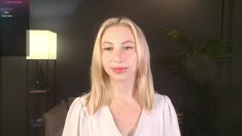 Victoria  online show from 07-21-26, 02:36
