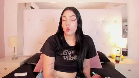 Ashly online show from 07-04-26, 07:31