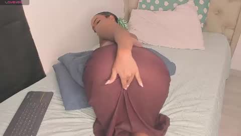 Ashly  online show from 06-10-26, 05:45