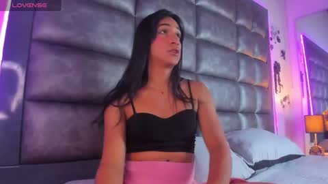 ashlymillerr_ online show from 07-21-26, 07:27