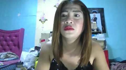 Snapshot of ashti_pirena chatting on 11-06-25, 11:04 Pirena online show from 11-06-25, 11:04