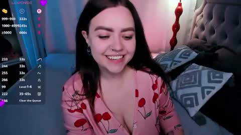 Your girlfriend online show from 06-19-26, 12:04