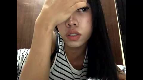 Snapshot of asian_aki chatting on 10-06-25, 04:15 Marj online show from 10-06-25, 04:15