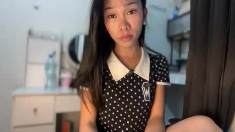 Marj online show from 04-10-26, 01:49