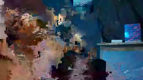 Snapshot of asian_all_holes chatting on 12-10-24, 01:22 asian_all_holes online show from 12-10-24, 01:22