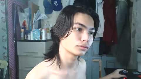 asian_babyboi online show from 10-10-25, 06:56