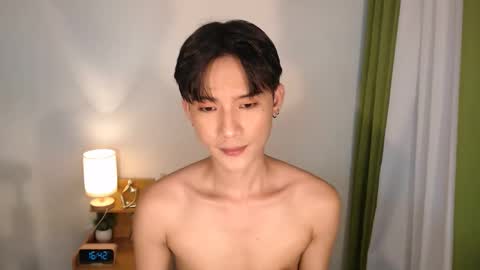 Snapshot of asian_cutiebaexx chatting on 04-24-26, 08:39 Pat online show from 04-24-26, 08:39