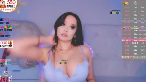  usually start stream about 10 pm PST 1 am EST  online show from 01-06-25, 05:19