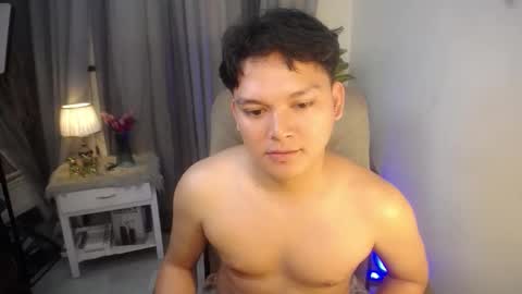 asian_handsomexx online show from 01-14-26, 08:03