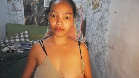 Snapshot of asian_janeth chatting on 04-22-26, 11:28 im janeth single mom online show from 04-22-26, 11:28