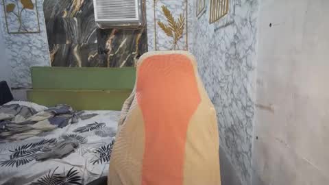Snapshot of asian_janeth chatting on 05-01-26, 01:10 im janeth single mom online show from 05-01-26, 01:10