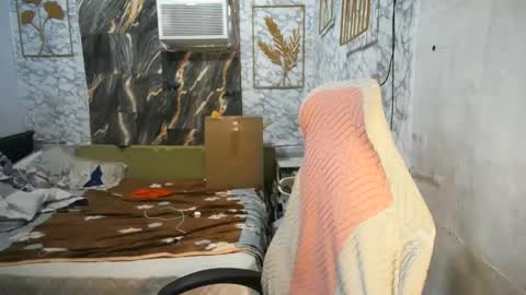 Snapshot of asian_janeth chatting on 06-06-26, 02:49 im janeth single mom online show from 06-06-26, 02:49
