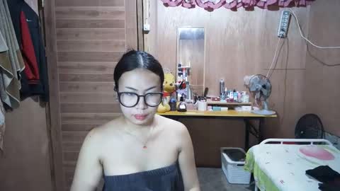Snapshot of asian_llory chatting on 09-11-25, 01:39 asian_llory online show from 09-11-25, 01:39
