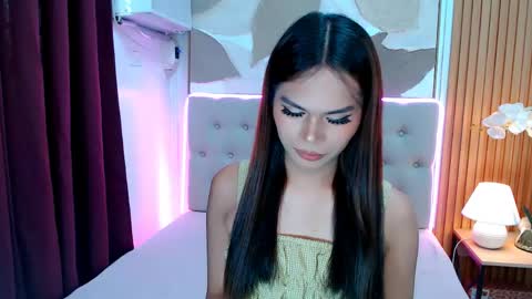 mooreen online show from 04-12-26, 08:52