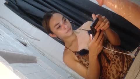 Snapshot of asian_reyshell chatting on 02-26-25, 04:14 Reyshell online show from 02-26-25, 04:14