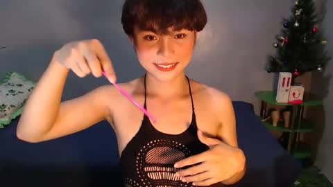 Snapshot of asian_reyshell chatting on 10-06-25, 10:56 Reyshell online show from 10-06-25, 10:56