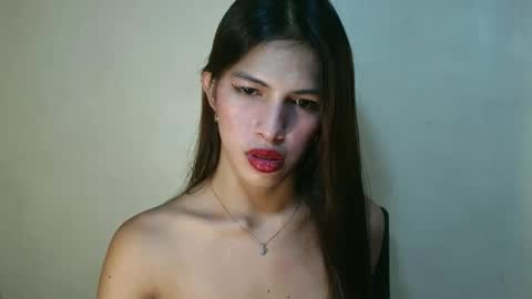 Snapshot of asian_sweetpinayxxx chatting on 05-11-26, 07:03 asian_sweetpinayxxx online show from 05-11-26, 07:03