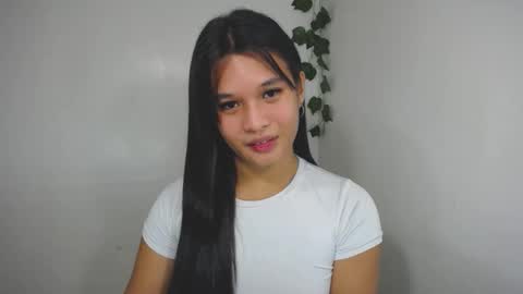 Snapshot of asian_yannie chatting on 11-20-25, 07:24 Yan online show from 11-20-25, 07:24