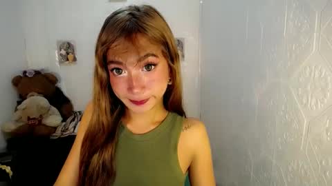 Snapshot of asianbarbie05 chatting on 01-09-25, 09:48 SOFIA online show from 01-09-25, 09:48