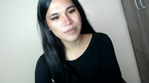 Snapshot of asianblk_barbiedoll chatting on 05-12-26, 01:36 asianblk_barbiedoll online show from 05-12-26, 01:36
