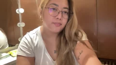 Curvy online show from 06-04-26, 03:07