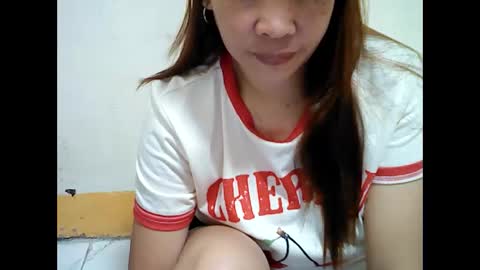 Snapshot of asiancutie143 chatting on 10-15-25, 07:03 asiancutie143 online show from 10-15-25, 07:03