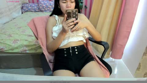 Melody online show from 03-31-26, 01:18