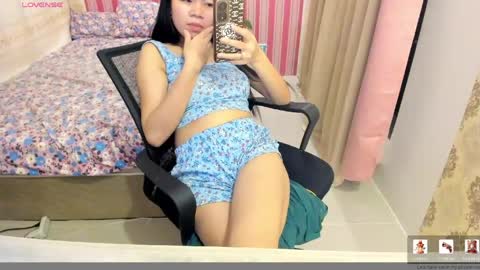 Melody online show from 04-14-26, 12:22