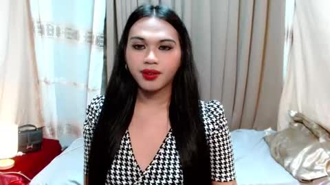 Snapshot of asianhugecockjulia1 chatting on 09-26-25, 11:25 JULIA online show from 09-26-25, 11:25