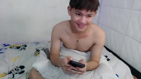 Snapshot of asianjas11 chatting on 06-06-26, 06:12 JASPER online show from 06-06-26, 06:12