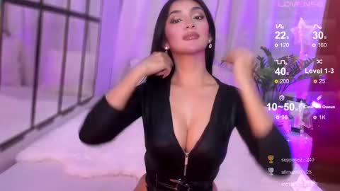 Miss Nia online show from 12-23-24, 09:29