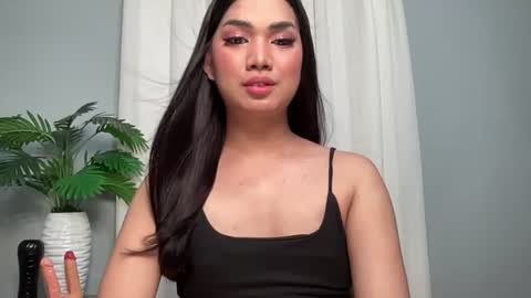 Lily online show from 06-25-26, 09:25