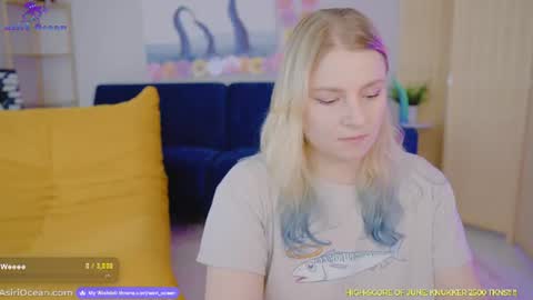 Snapshot of asiri_ocean chatting on 06-20-26, 03:48 Asiri pronounced Ah-siri Please no nicknames 3 online show from 06-20-26, 03:48