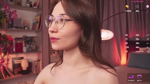 Snapshot of askaudrey chatting on 12-04-24, 01:53 Audrey online show from 12-04-24, 01:53