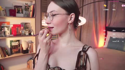 Snapshot of askaudrey chatting on 01-31-25, 02:07 Audrey online show from 01-31-25, 02:07