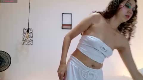 aslysande online show from 06-23-26, 05:27