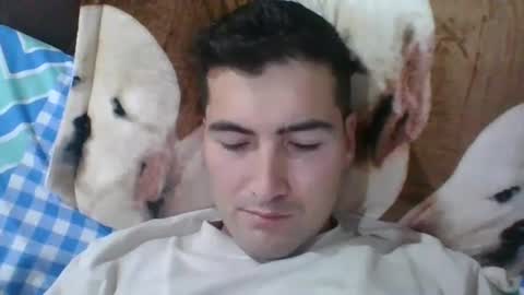 Snapshot of asmethepoker11 chatting on 01-27-25, 05:47 Antonio online show from 01-27-25, 05:47