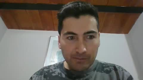 Snapshot of asmethepoker11 chatting on 02-04-25, 02:17 Antonio online show from 02-04-25, 02:17