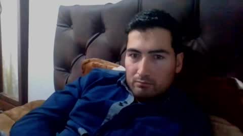 Snapshot of asmethepoker11 chatting on 02-12-25, 06:40 Antonio online show from 02-12-25, 06:40