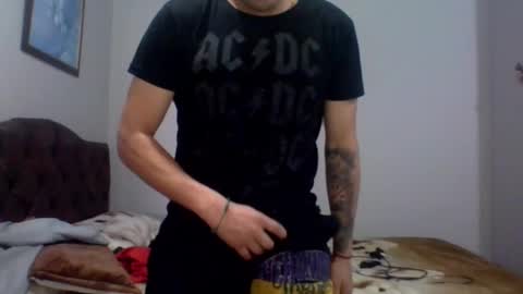 Snapshot of asmethepoker11 chatting on 02-18-25, 03:54 Antonio online show from 02-18-25, 03:54