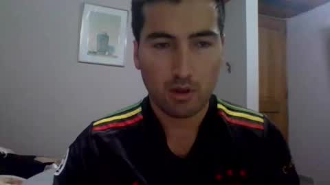 Snapshot of asmethepoker11 chatting on 02-19-25, 01:18 Antonio online show from 02-19-25, 01:18