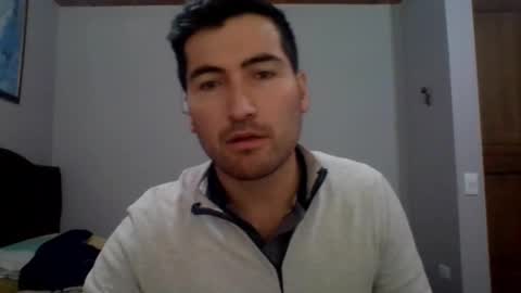 Snapshot of asmethepoker11 chatting on 02-20-25, 04:57 Antonio online show from 02-20-25, 04:57