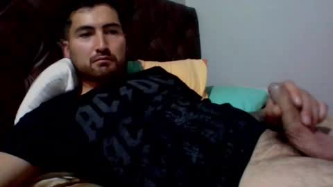 Snapshot of asmethepoker11 chatting on 03-01-25, 05:31 Antonio online show from 03-01-25, 05:31