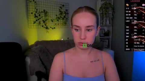 Snapshot of asol_muah chatting on 09-18-25, 11:40 Asol online show from 09-18-25, 11:40
