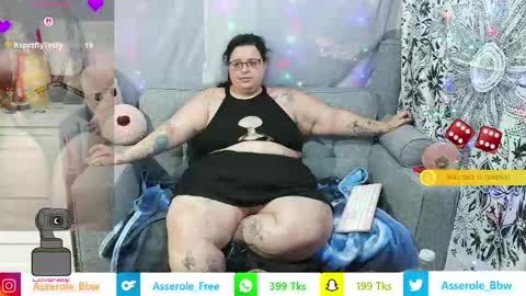 Snapshot of asserolee chatting on 04-23-26, 12:40 Cassie online show from 04-23-26, 12:40
