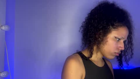 Snapshot of assiavilla1 chatting on 02-27-25, 04:20 assiavilla1 online show from 02-27-25, 04:20